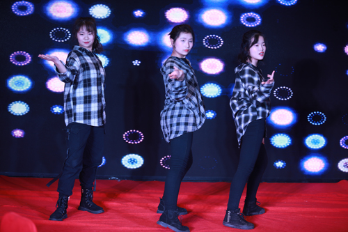 大禹漢光2018年“同心同行，共創(chuàng)未來”主題年會圓滿成功