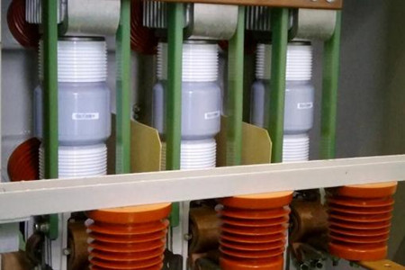 真空滅弧室什么時(shí)候更換合適？