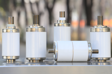 真空開(kāi)關(guān)管之所以被擊穿，原因居然在這！